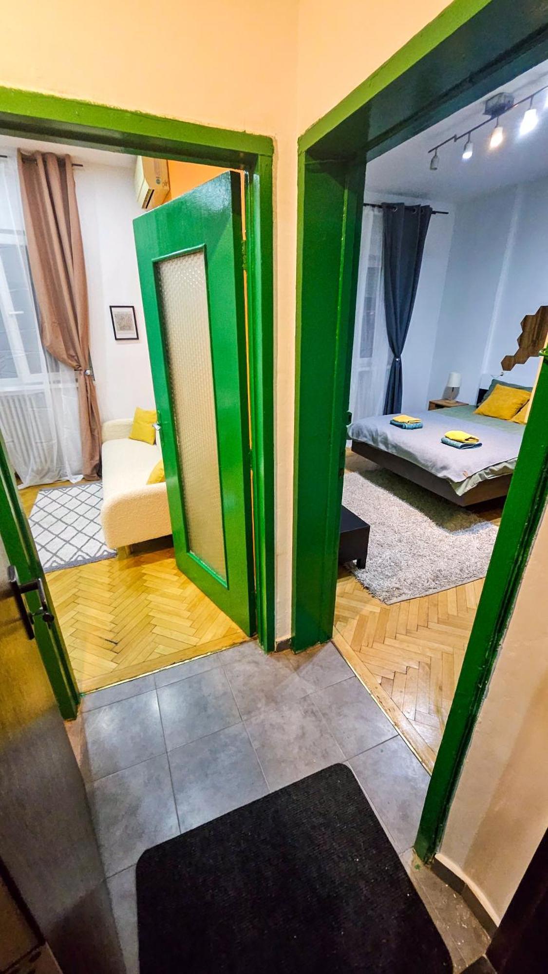 Downtown Tiny Houses Near Cismigiu Gardens 布加勒斯特 外观 照片